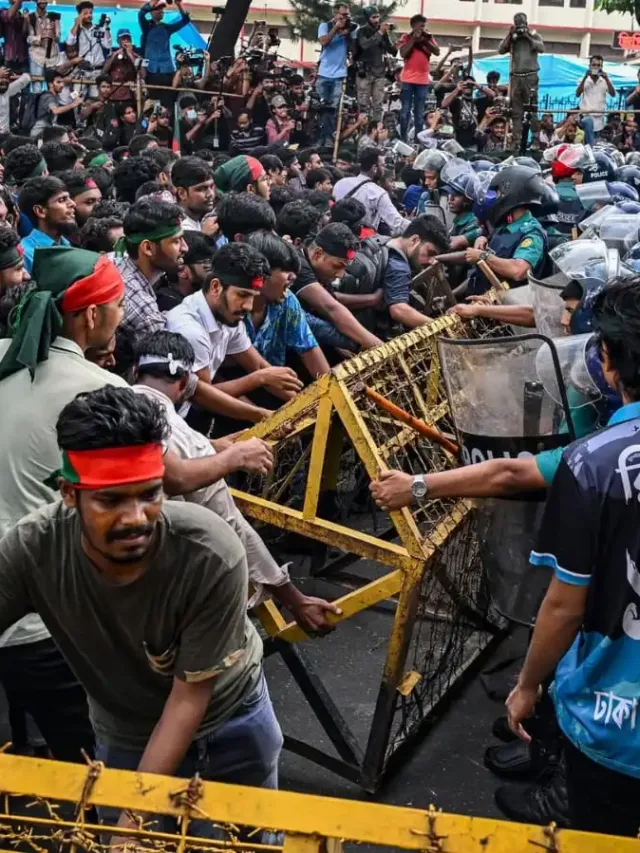 During the protest in Bangladesh, the roads that are usually very traffic-jammed remained closed on the protest day.